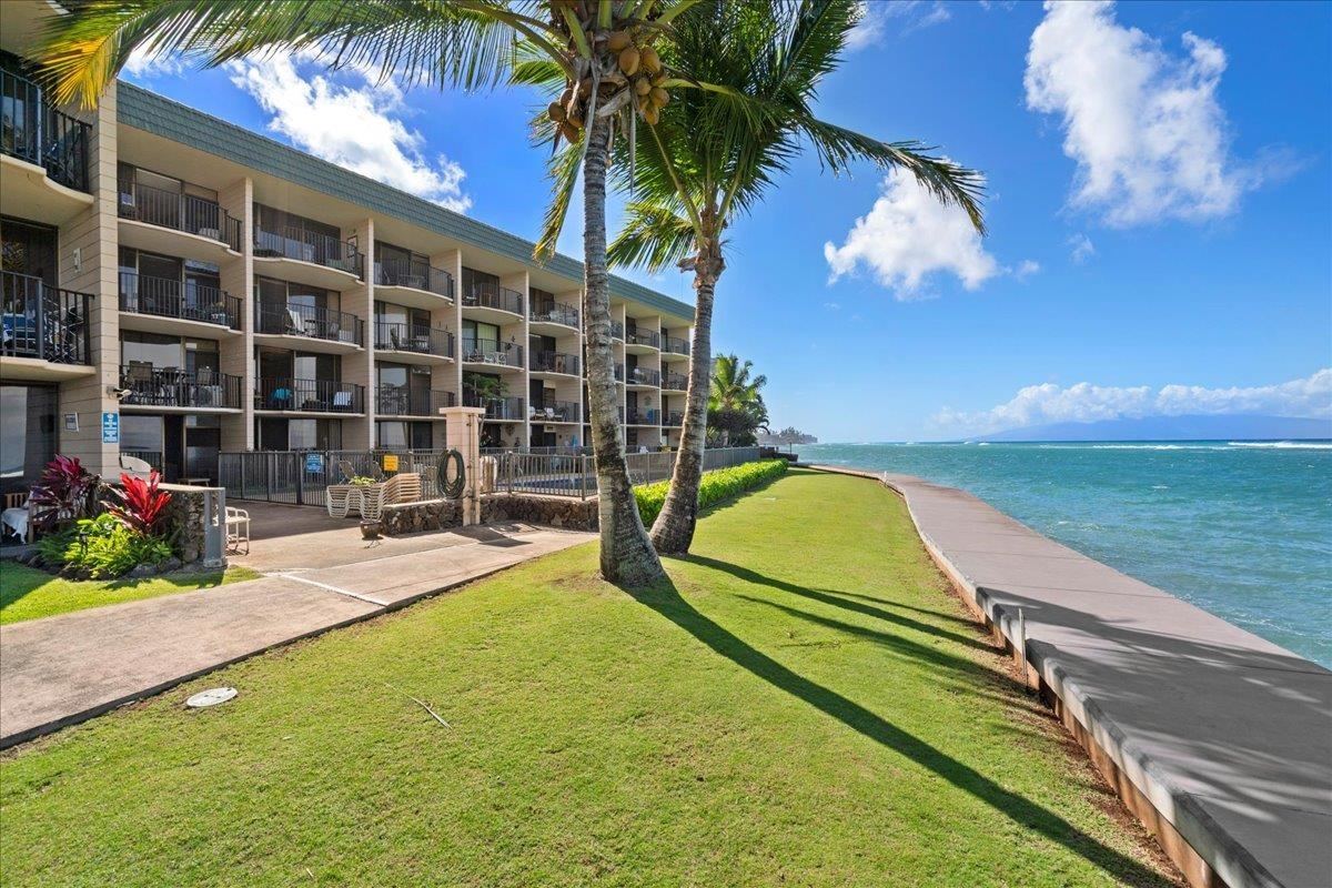 Kahana Reef #407, Lahaina &mdash; MLS listing photo 4
